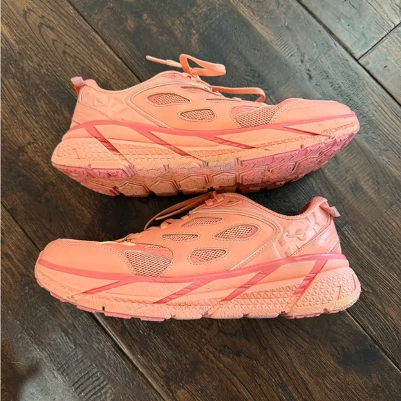 Hoka One Clifton L Orange Coral Athletic Shoes Size 10 - Picture 9 of 13